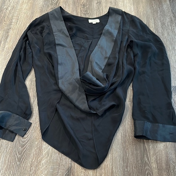 L’Agence Women’s Layering Pull-Over - Size Small - Picture 1 of 4